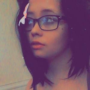 Meet your Posher, Michaela